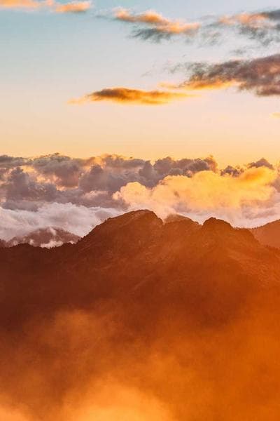 Poster for Crimson Dawn